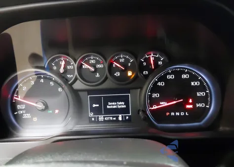 2022 Chevrolet Silverado 1500 4Wd Short Bed Custom Trail Boss z USA, uszkodzony, nr VIN 3GCPDCED5NG674258